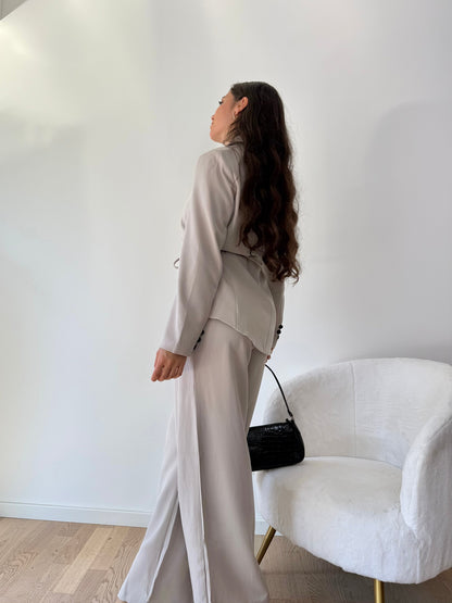 Elegant Set