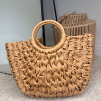 Cesta | Santorini