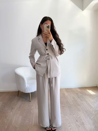 Elegant Set