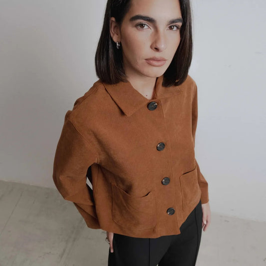 CHAQUETA CORTA EFECTO ANTE