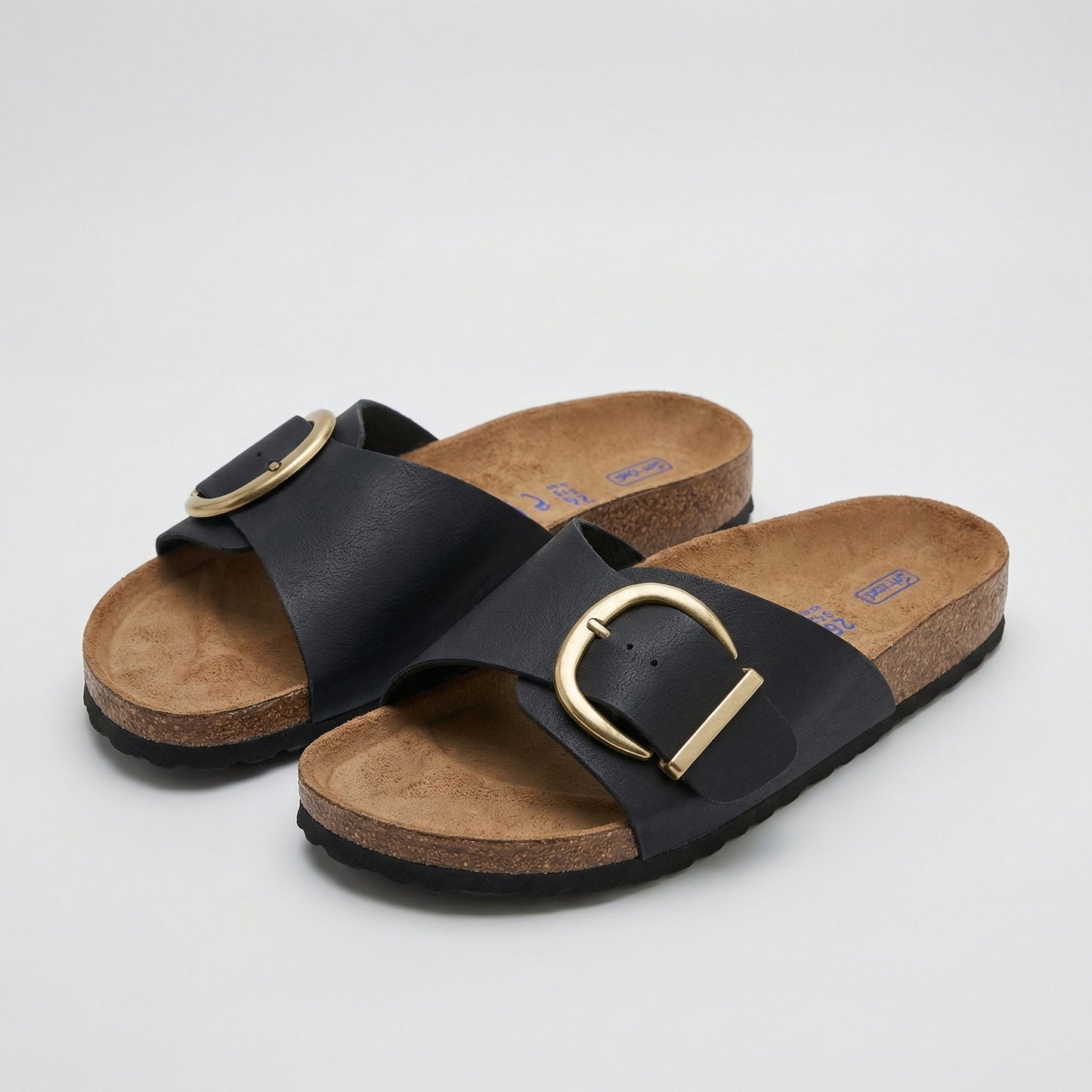 Sandalias cómodas con una suave puntera deslizante - Aurora