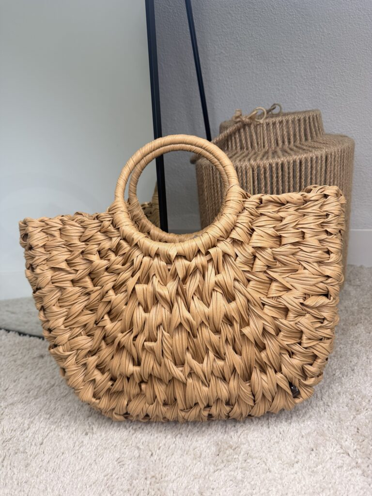 Cesta | Santorini